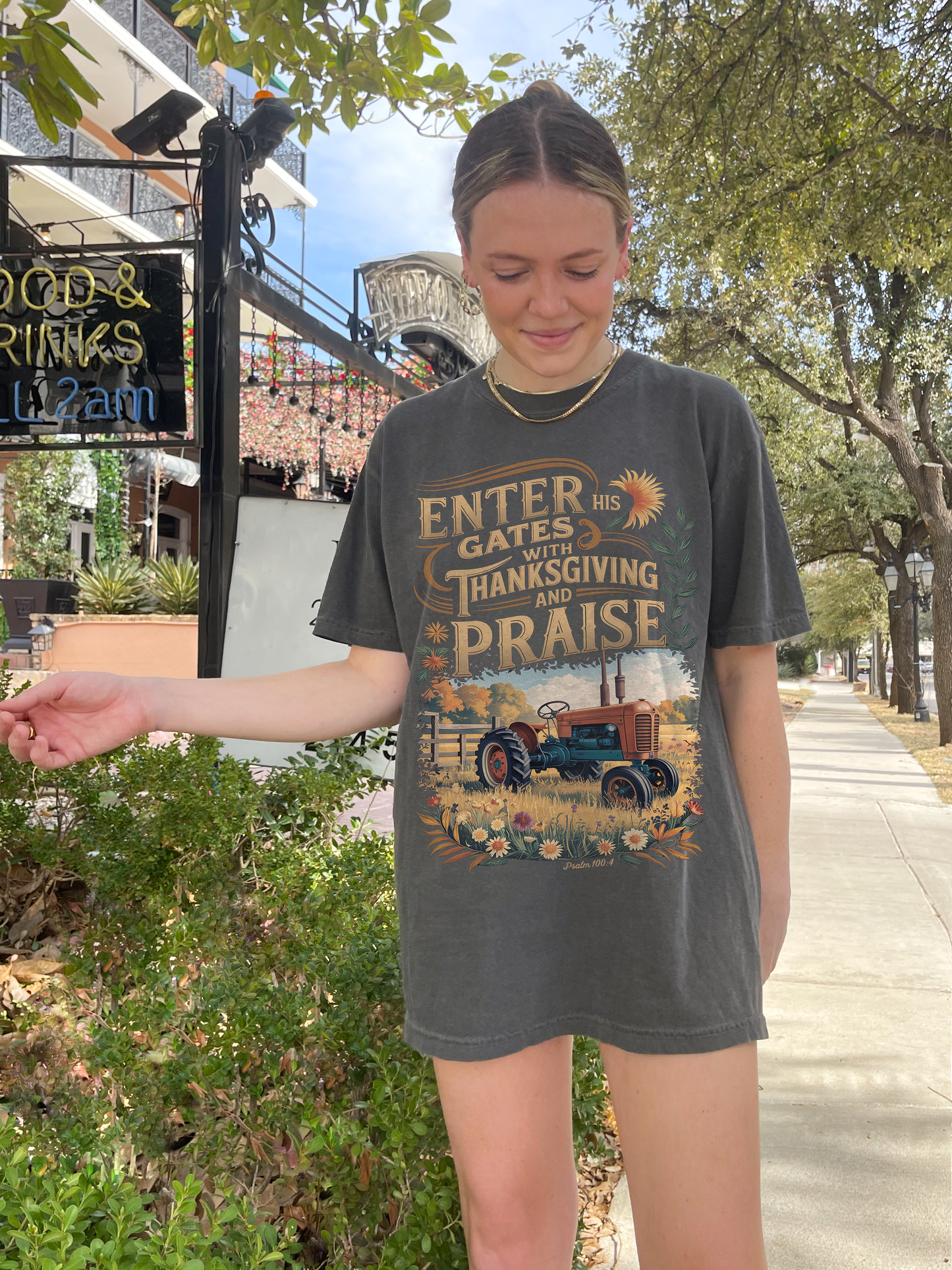 enter his gates✨ comfort colors