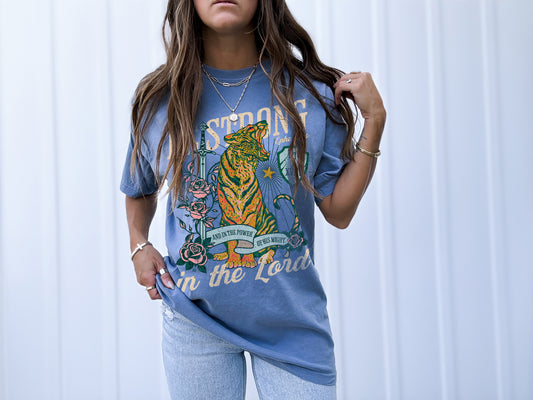 be strong in the lord ✨ comfort colors