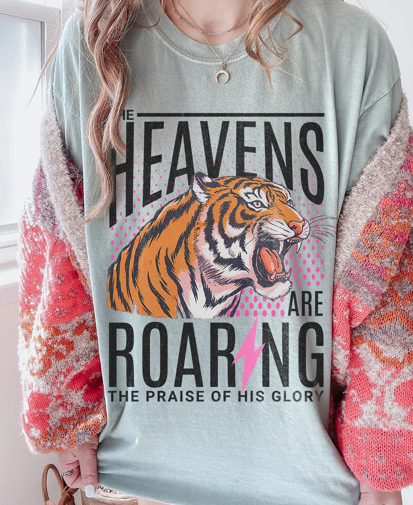 the heavens are roaring ✨ comfort colors